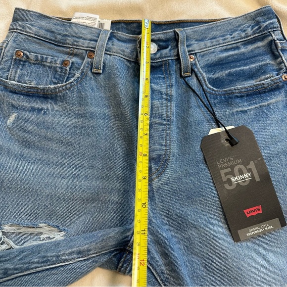 LEVIS Women's 501 High Rise Distressed Skinny Jeans - Picture 7 of 12